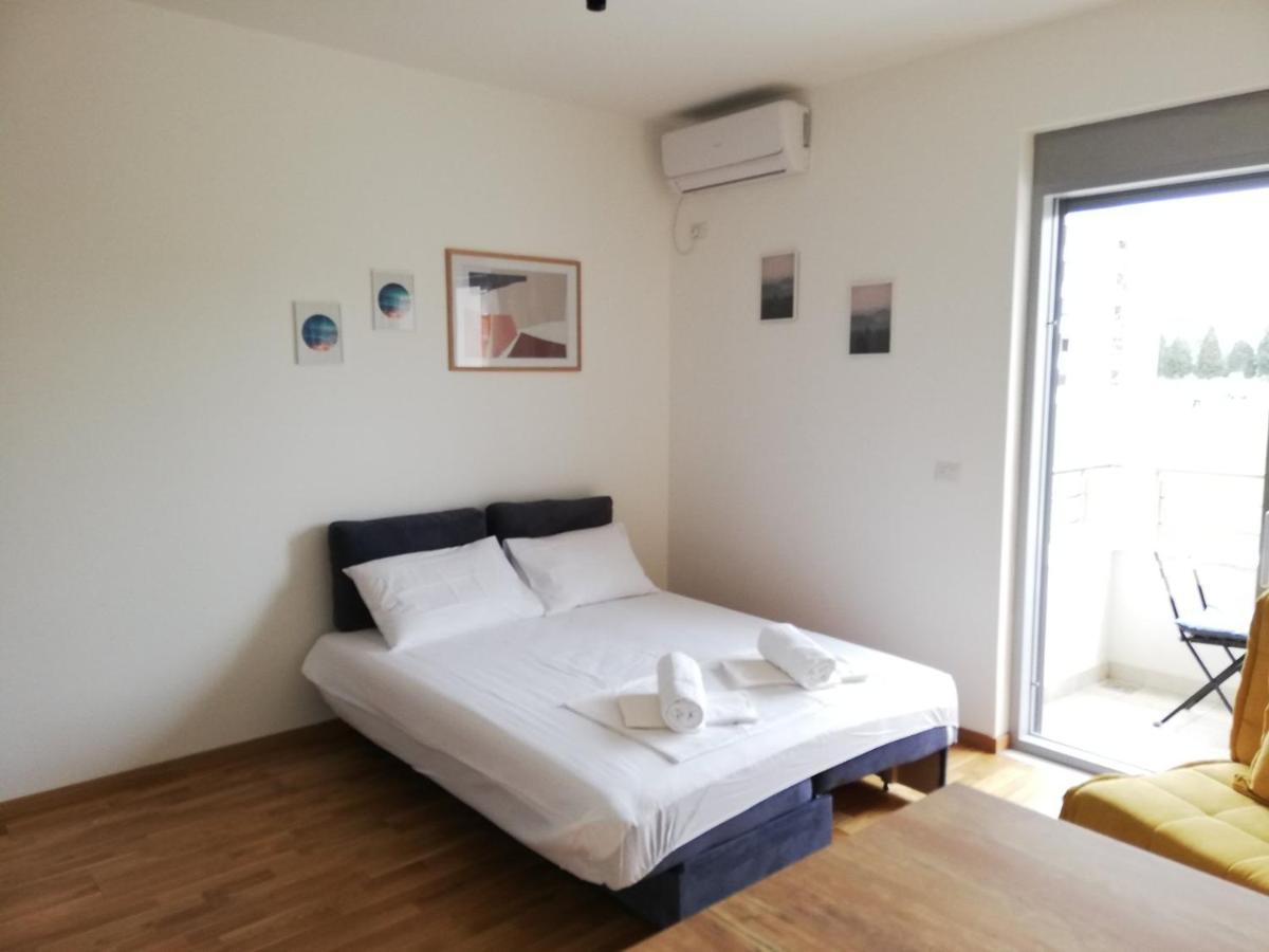 Gina And Nia Apartments Улцинь Екстер'єр фото