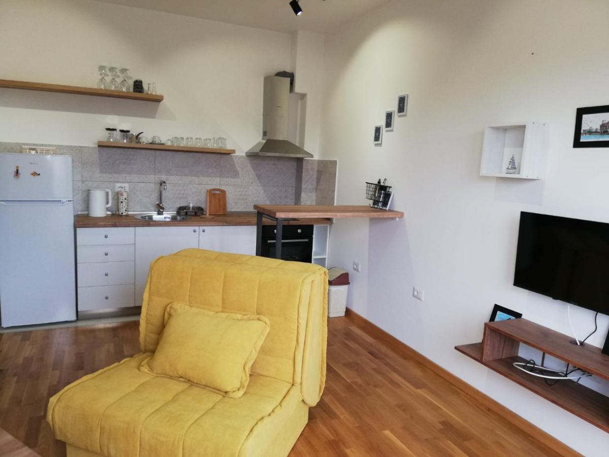 Gina And Nia Apartments Улцинь Екстер'єр фото