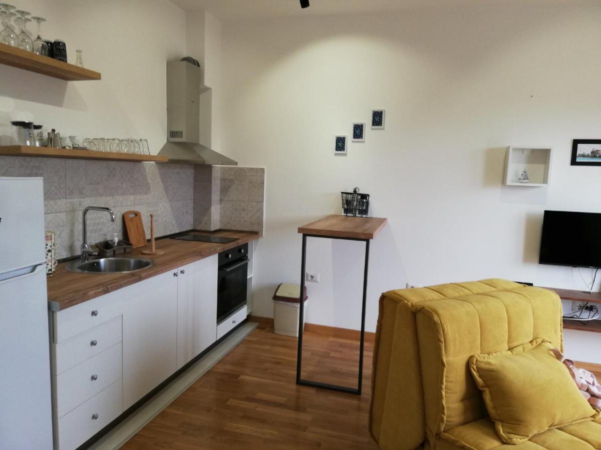 Gina And Nia Apartments Улцинь Екстер'єр фото